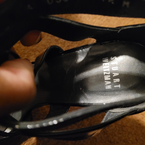 Excellent Condition Stuart Weitzman Patent With Non Slip Pads - Picture 7 of 7